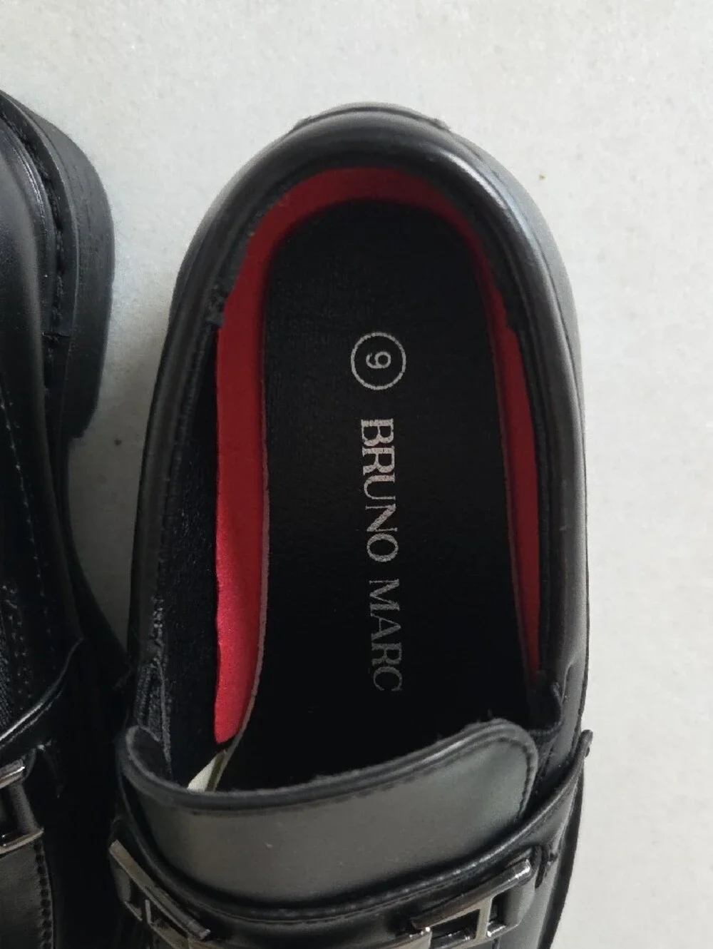 Bruno Marc Black Slip-On Loafers with Metal Accent Size 6